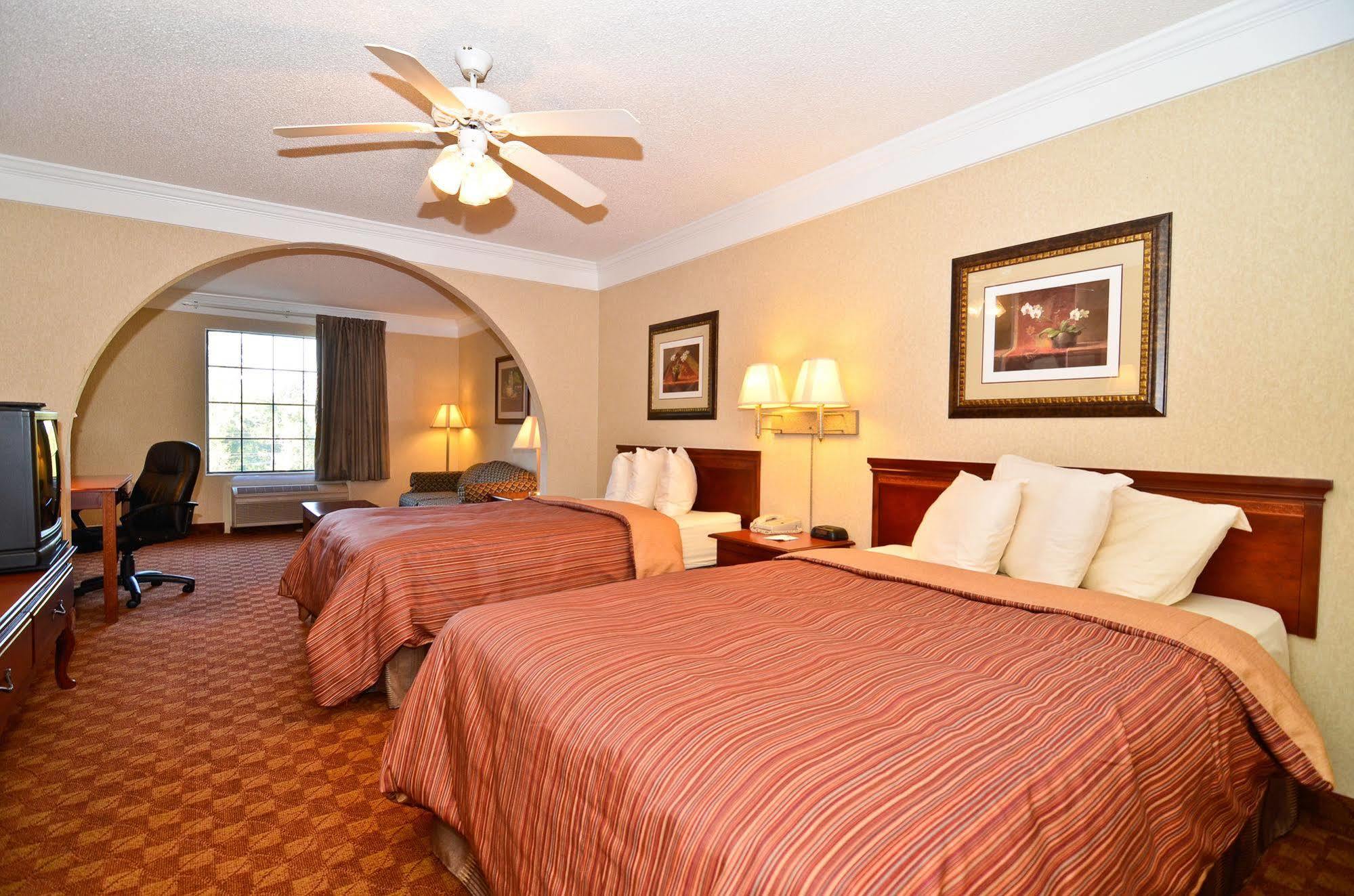 Best Western Hawkinsville Inn & Suites Экстерьер фото